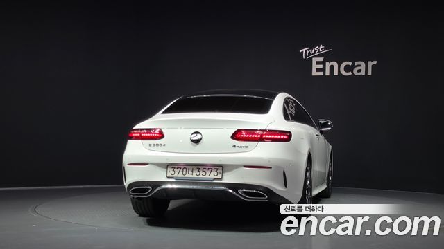 Mercedes-Benz E-Class (W213) E300d 4MATIC Coupe 2023 — фото 4