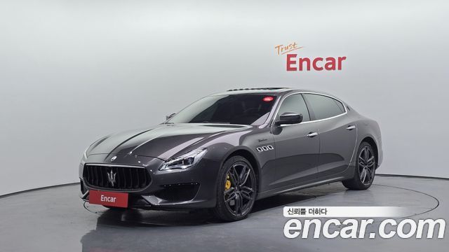 Maserati Quattroporte Q4 Modena