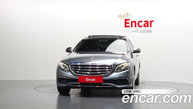 Mercedes-Benz E-Class (W213) E300 4MATIC Exclusive 2017 — фото 3