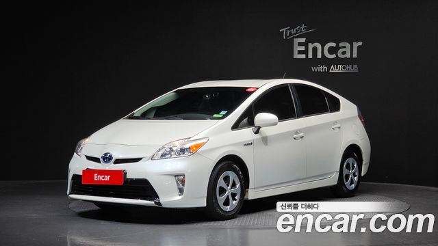 Toyota Prius 1.8 E