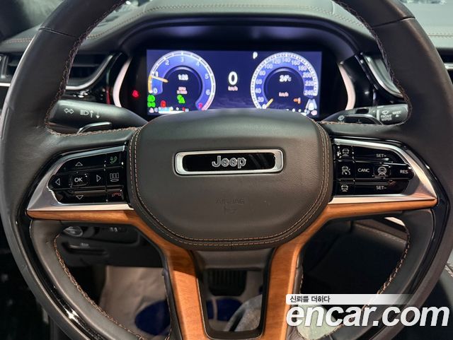 Jeep Grand Cherokee (WL) L 3.6 Summit Reserve 2022 — фото 17