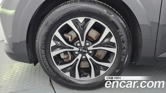 Kia Carnival (IV) Diesel 9-Seater Signature 2023 — фото 5