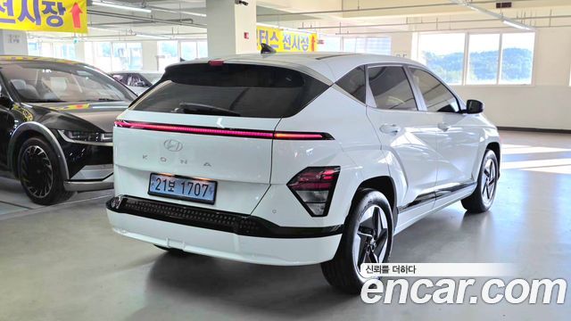 Hyundai Kona Electric (SX2) Standard E-Value+ 2025 — фото 3