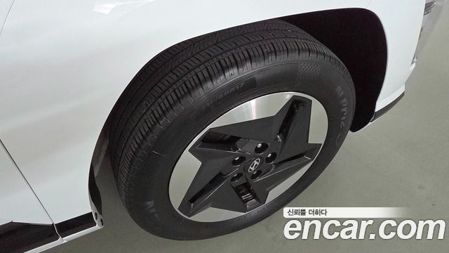 Hyundai Kona Electric (SX2) Standard E-Value+ 2025 — фото 5