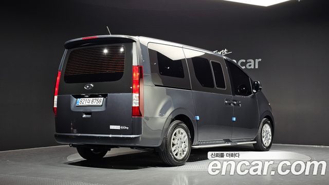 Hyundai Staria Cargo 5-Seater Modern 2023 — фото 2