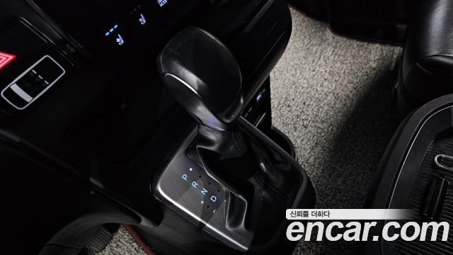 Hyundai Staria Cargo 5-Seater Modern 2023 — фото 9