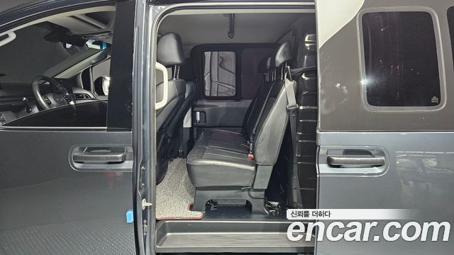 Hyundai Staria Cargo 5-Seater Modern 2023 — фото 11