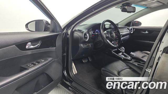 Kia K3 (II) 1.6 Prestige 2023 — фото 10