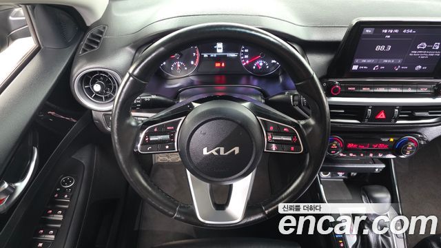 Kia K3 (II) 1.6 Prestige 2023 — фото 13