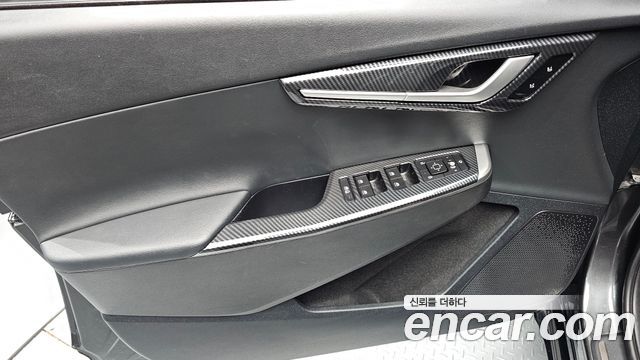 Kia EV6 Long Range Earth 2022 — фото 24