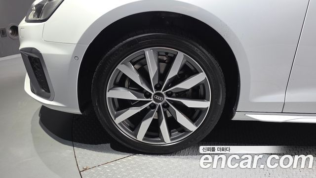 Audi A4 (B9) 40 TFSI Premium 2023 — фото 5