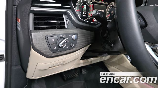 Audi A4 (B9) 40 TFSI Premium 2023 — фото 30