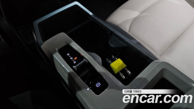 KG Mobility (SsangYong) Torres EVX E7 2024 — фото 9
