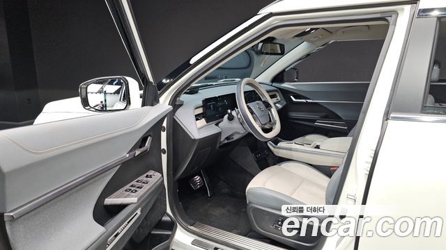 KG Mobility (SsangYong) Torres EVX E7 2024 — фото 10
