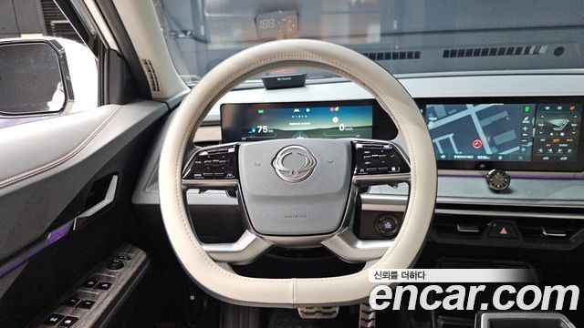 KG Mobility (SsangYong) Torres EVX E7 2024 — фото 13