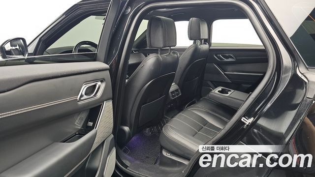 Land Rover Range Rover Velar 3.0 D300 R-Dynamic HSE 2018 — фото 12