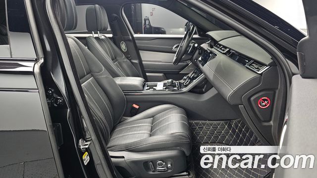 Land Rover Range Rover Velar 3.0 D300 R-Dynamic HSE 2018 — фото 26