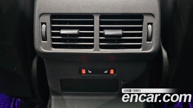 Land Rover Range Rover Velar 3.0 D300 R-Dynamic HSE 2018 — фото 31