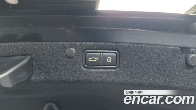Hyundai Grandeur (IG) 3.3 Celebrity 2019 — фото 17