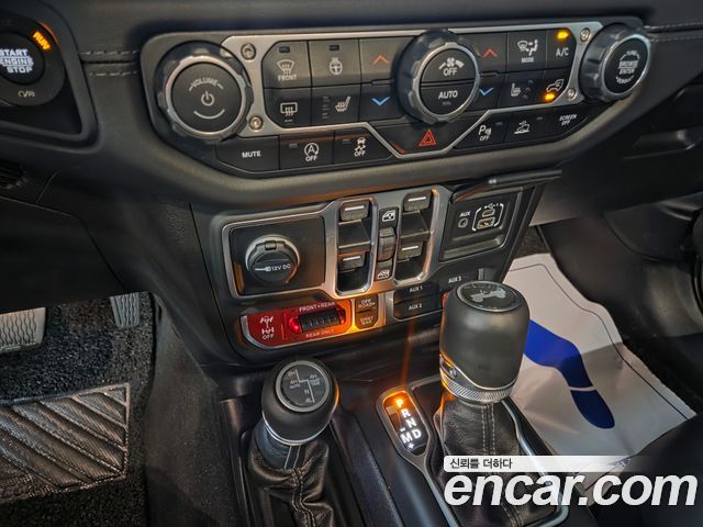 Jeep Wrangler (JL) 2.0 Rubicon 4Door 2025 — фото 15