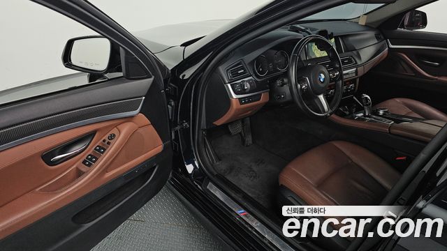 BMW 5 Series (F10) 520d M Aero Dynamic 2016 — фото 10