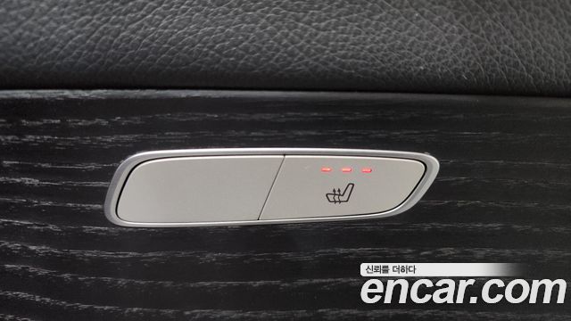 Mercedes-Benz E-Class (W213) E220d 4MATIC Avantgarde 2018 — фото 33