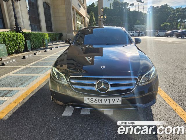 Mercedes-Benz E-Class (W213) E300 Avantgarde