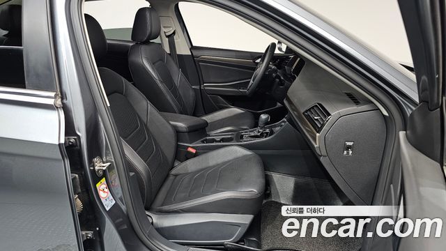 Volkswagen Jetta (VII) 1.4 TSI Prestige 2021 — фото 26