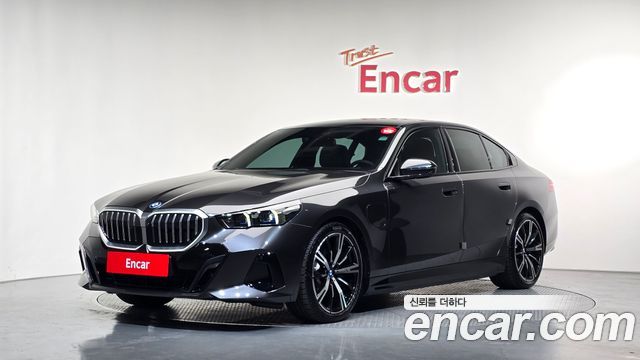 BMW 5 Series (G60) 530e M Sport 2026 — фото 1