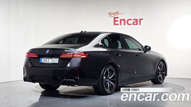 BMW 5 Series (G60) 530e M Sport 2026 — фото 2