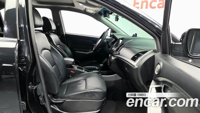 KG Mobility (SsangYong) Korando C 2.0 DX 2WD 2015 — фото 16