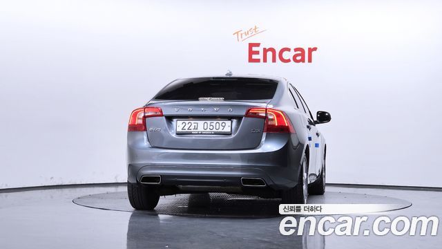 Volvo S60 D3 2nd 2016 — фото 4