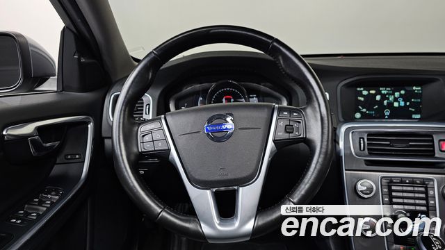 Volvo S60 D3 2nd 2016 — фото 13