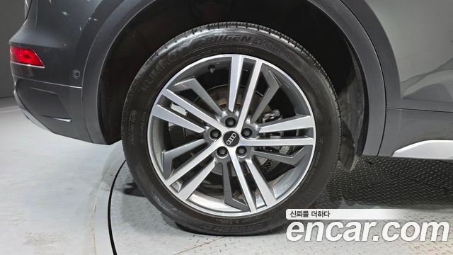 Audi Q5 (FY) 40 TDI Quattro Premium 2022 — фото 5