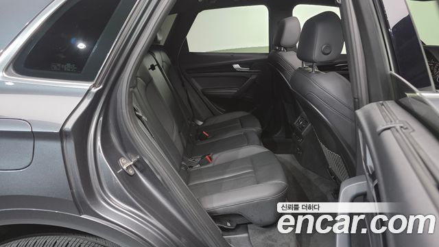 Audi Q5 (FY) 40 TDI Quattro Premium 2022 — фото 12