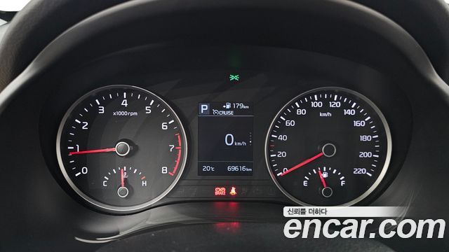 Kia Stonic 1.0 Turbo Trendy 2019 — фото 8