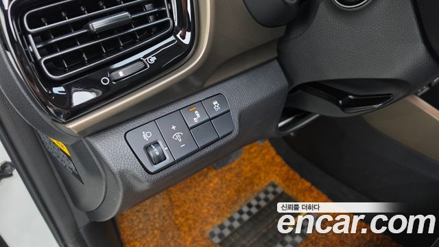 Kia Stonic 1.0 Turbo Trendy 2019 — фото 29