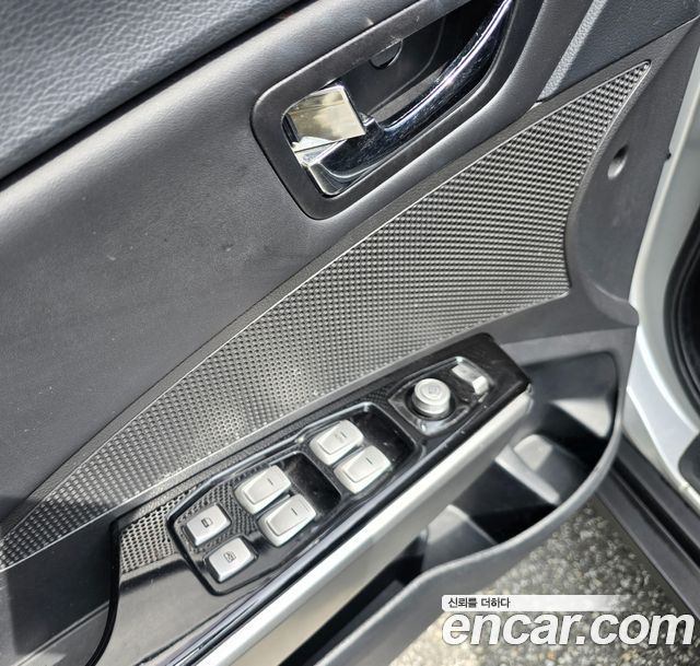 KG Mobility (SsangYong) Tivoli Diesel VX 2WD 2016 — фото 16