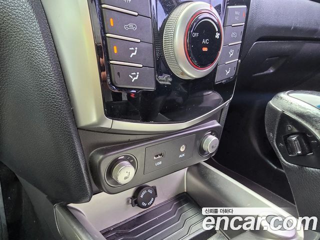 KG Mobility (SsangYong) Tivoli Diesel VX 2WD 2016 — фото 21