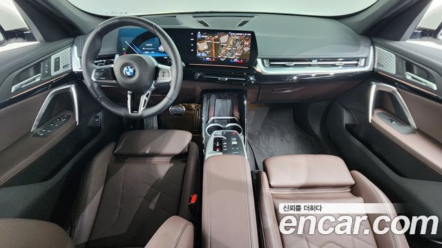 BMW X1 (U11) xDrive 20i M Sport 2024 — фото 7