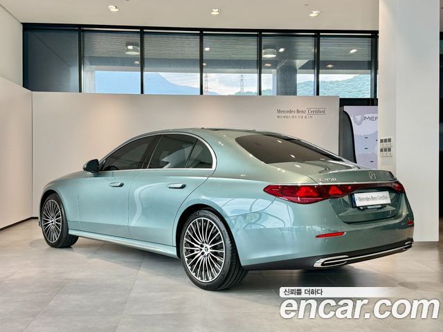 Mercedes-Benz E-Class (W214) E450 4MATIC Exclusive 2026 — фото 3