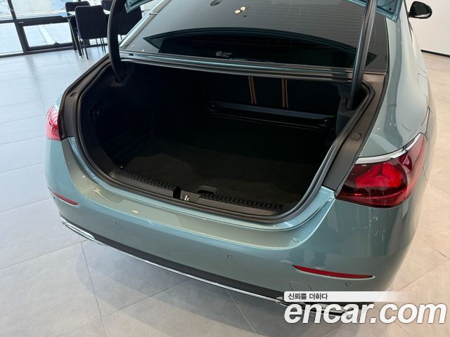 Mercedes-Benz E-Class (W214) E450 4MATIC Exclusive 2026 — фото 10