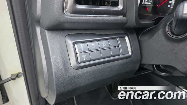 KG Mobility (SsangYong) Very New Tivoli Gasoline 1.5 2WD V1 2021 — фото 12
