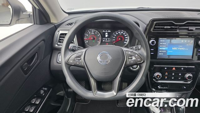 KG Mobility (SsangYong) Very New Tivoli Gasoline 1.5 2WD V1 2021 — фото 13