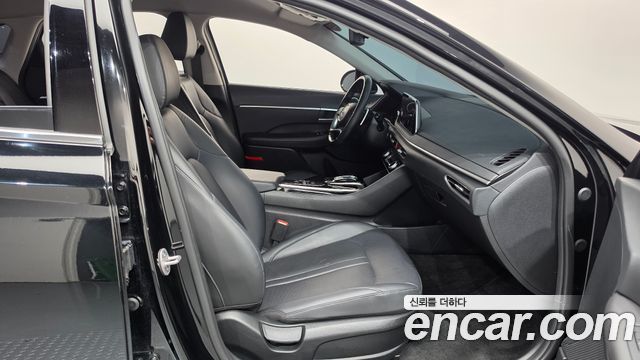 Hyundai Sonata (DN8) 2.0 Modern 2023 — фото 32