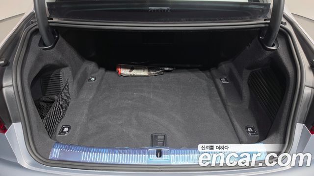 Audi A8 (D5) 50 TDI Quattro Premium 2023 — фото 17