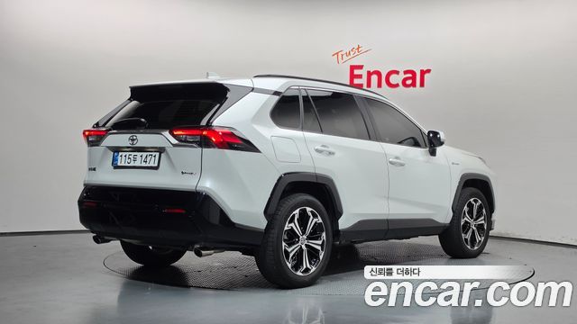 Toyota RAV4 (V) 2.5 4WD PHEV XSE 2025 — фото 2