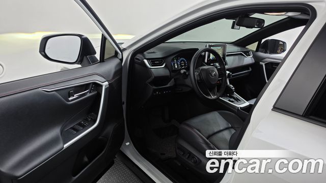 Toyota RAV4 (V) 2.5 4WD PHEV XSE 2025 — фото 10