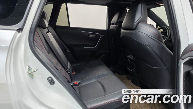 Toyota RAV4 (V) 2.5 4WD PHEV XSE 2025 — фото 12
