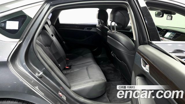 Genesis G80 3.3 GDI AWD Luxury 2018 — фото 12